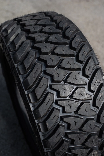фото протектора и шины Terramax M/T Шина Sailun Terramax M/T 30/9,5 R15 104Q