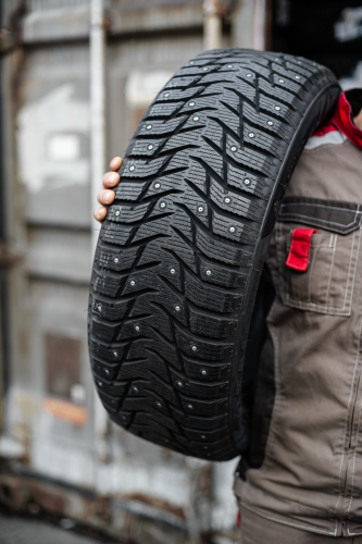 фото протектора и шины Ice Blazer WST3 Шина Sailun Ice Blazer WST3 195/65 R15 95T