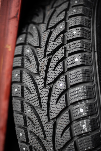 фото протектора и шины Ice Blazer WST1 Шина Sailun Ice Blazer WST1 225/70 R15C 112Q